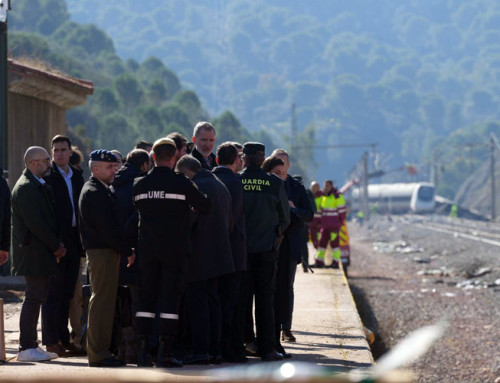 Minuto de silencio en la inauguración de Fitur